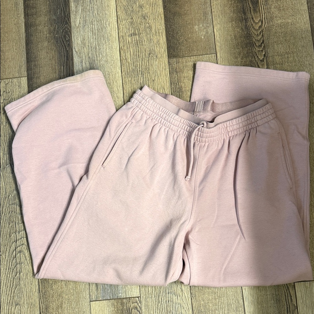 Skims oversized double waistband sweatpants 🩷🌸🦩